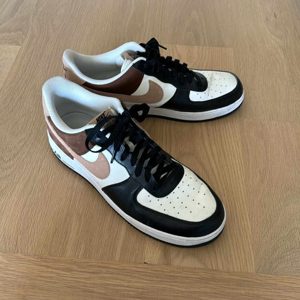 Nike Air Force 1 Low Mocha, size 13